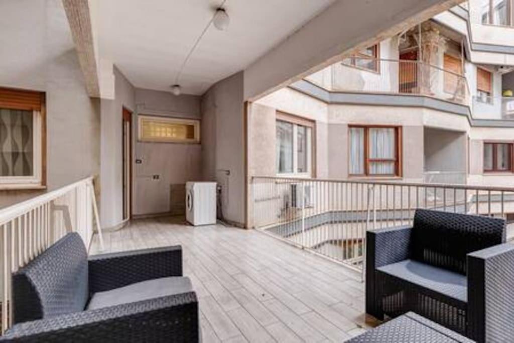 Domus Laterani By Jfm - Comfortable Apartment Big Terrace Colosseo 로마 외부 사진