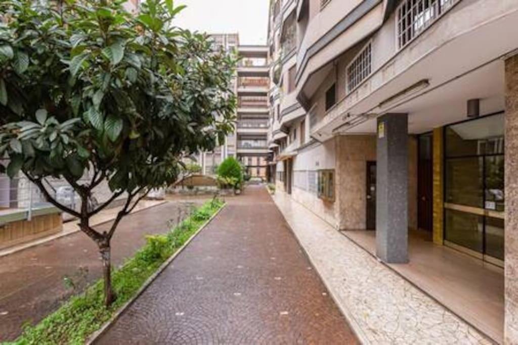 Domus Laterani By Jfm - Comfortable Apartment Big Terrace Colosseo 로마 외부 사진