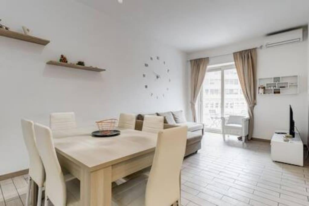 Domus Laterani By Jfm - Comfortable Apartment Big Terrace Colosseo 로마 외부 사진
