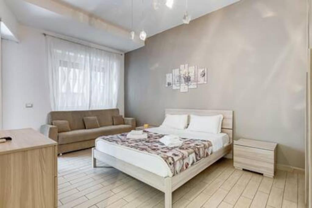 Domus Laterani By Jfm - Comfortable Apartment Big Terrace Colosseo 로마 외부 사진