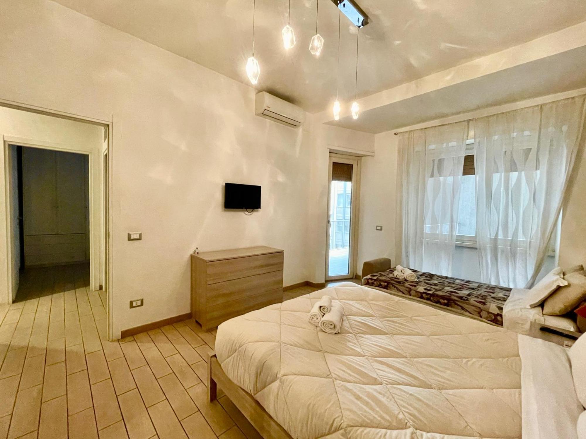 Domus Laterani By Jfm - Comfortable Apartment Big Terrace Colosseo 로마 외부 사진