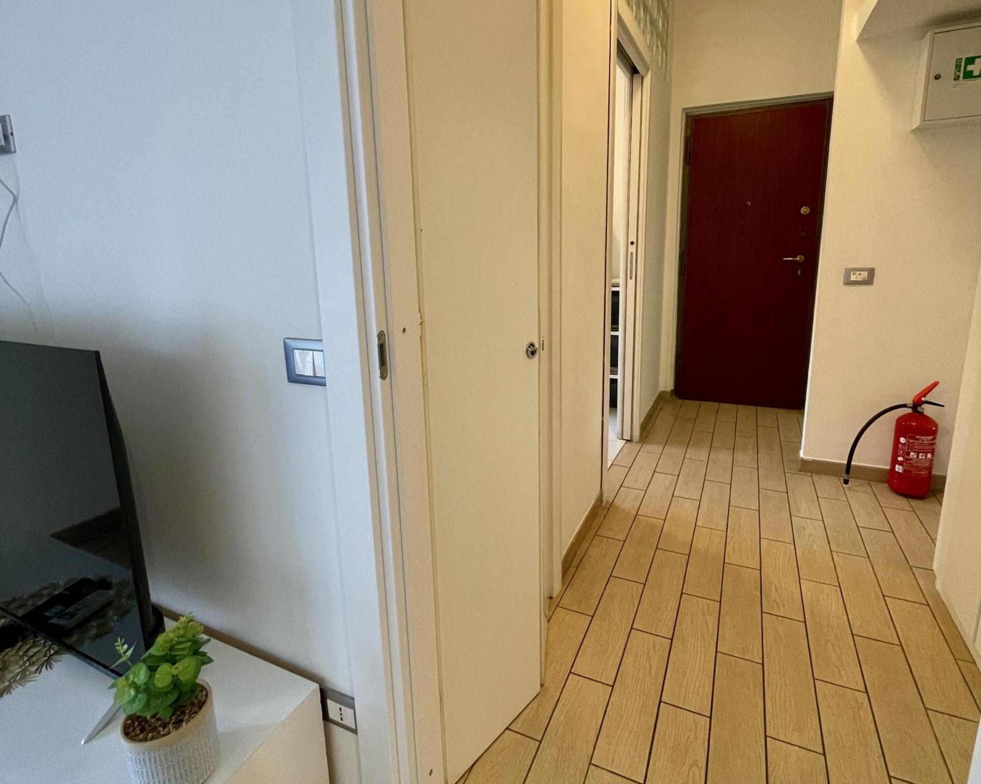 Domus Laterani By Jfm - Comfortable Apartment Big Terrace Colosseo 로마 외부 사진