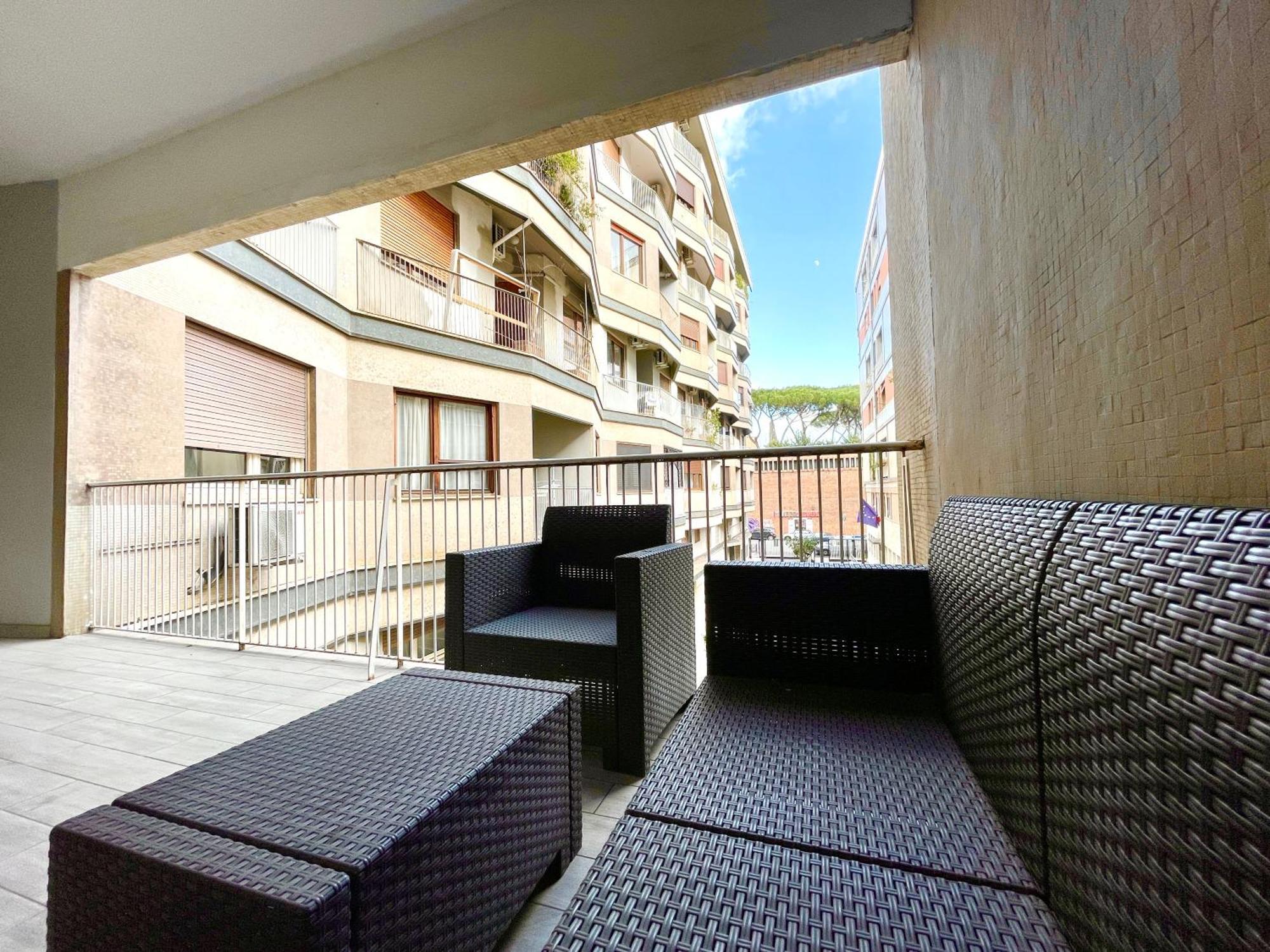 Domus Laterani By Jfm - Comfortable Apartment Big Terrace Colosseo 로마 외부 사진