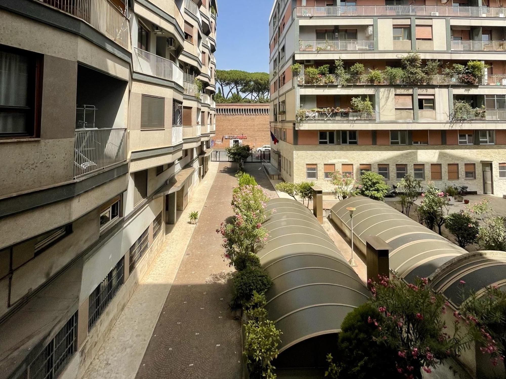Domus Laterani By Jfm - Comfortable Apartment Big Terrace Colosseo 로마 외부 사진